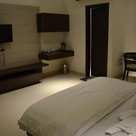 Hotel Aroma Inn Sirsa Exterior photo